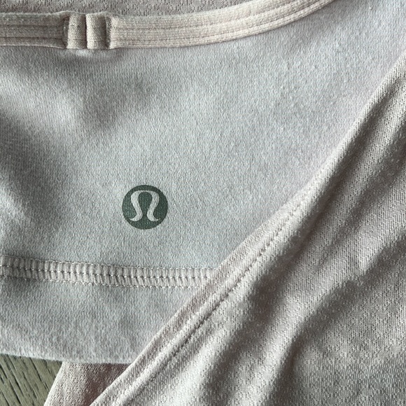 Lululemon light pink yoga tank - Picture 3 of 4